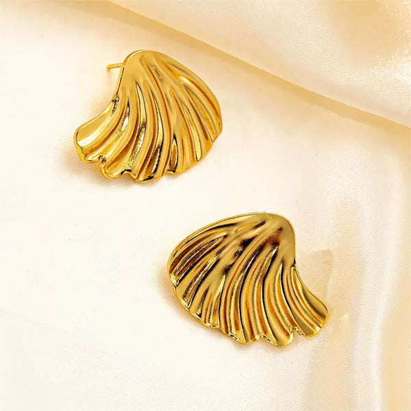 Classic 18K Gold Filled Ear Studs
