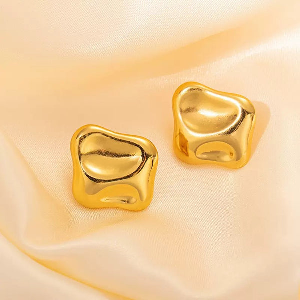 Minimalist 18K Gold Filled Ear Studs